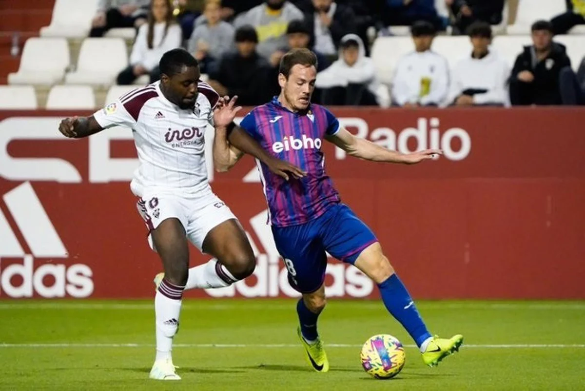 Albacete vs Eibar: Hat‑trick Bautista Bawa Eibar ke Puncak Playoff, Albacete Gagal Tahan