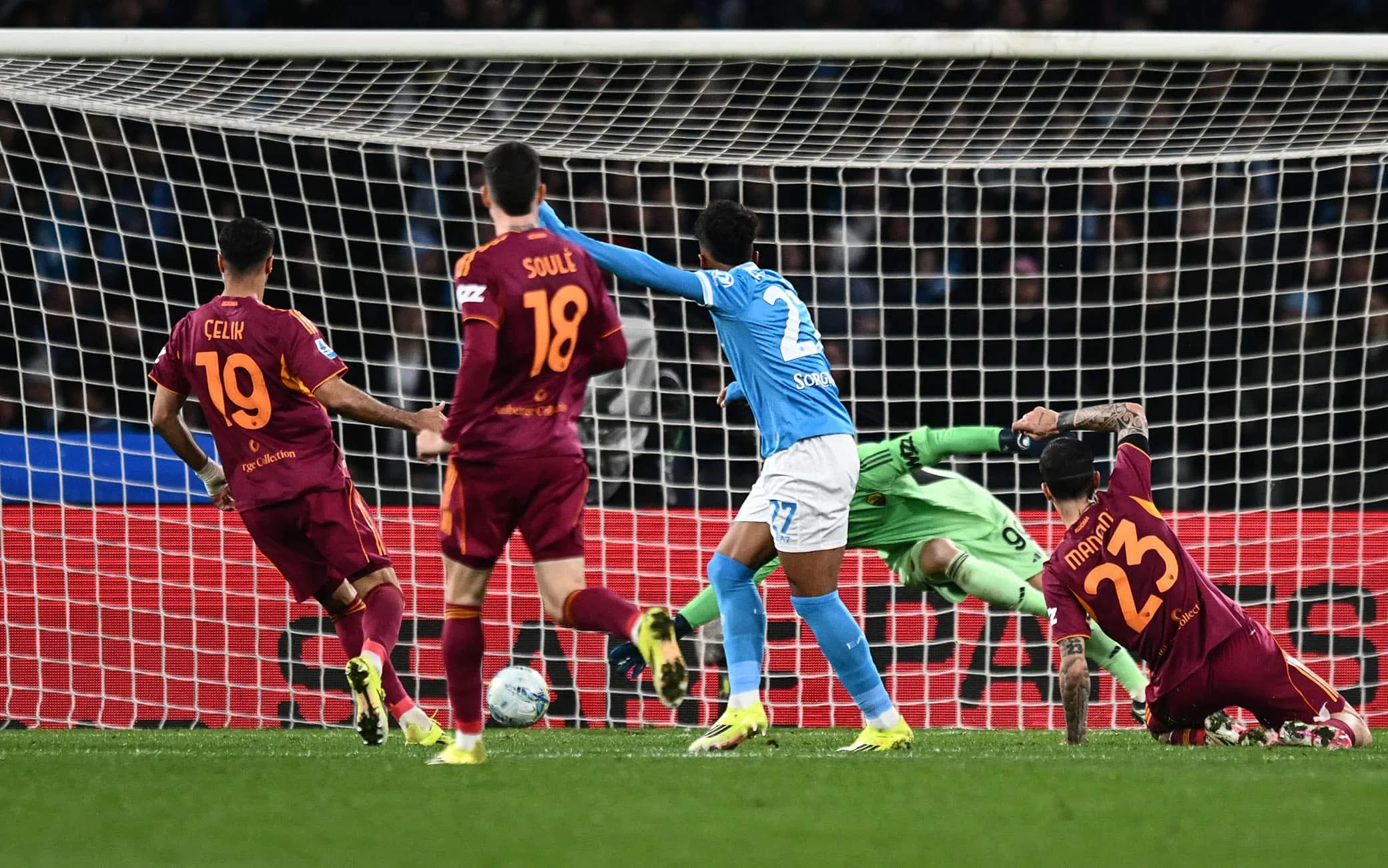 Alisson Santos Buktikan Kejayaan di Napoli: Gol Penentu dalam Kemenangan 4-0 atas Cremonese