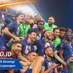 Arne Slot Siapkan Strategi Mental dan Taktik untuk Menghadapi PSG di Paris