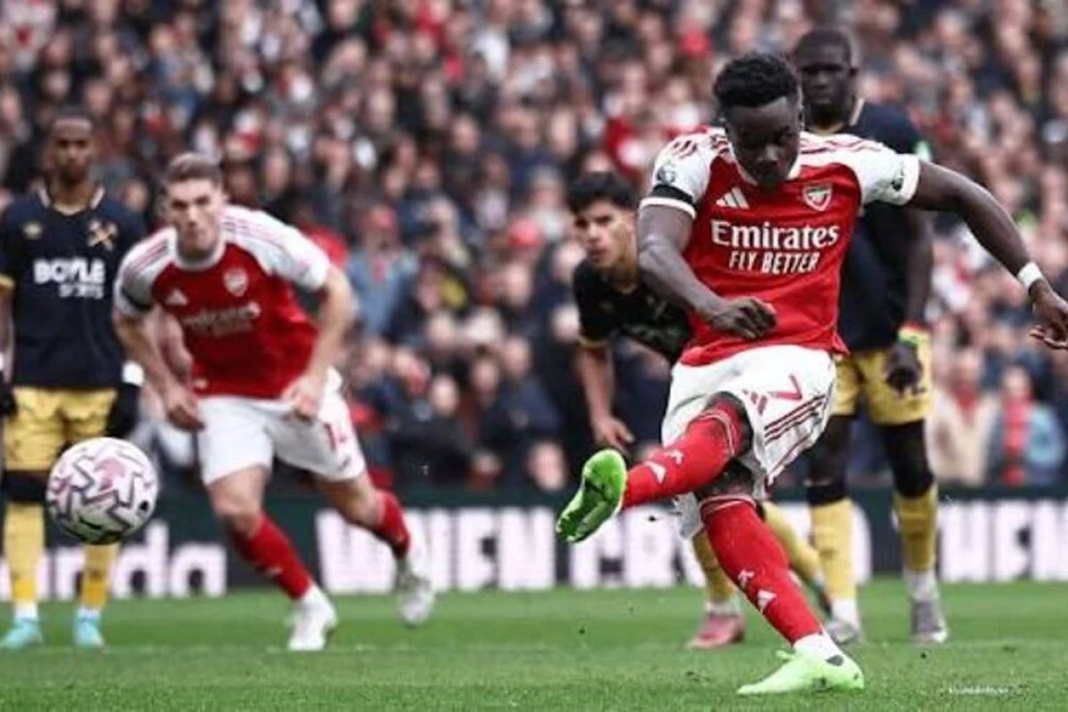 Arsenal Rebut Puncak Klasemen Liga Inggris Usai Kemenangan Tipis 1-0 atas Newcastle