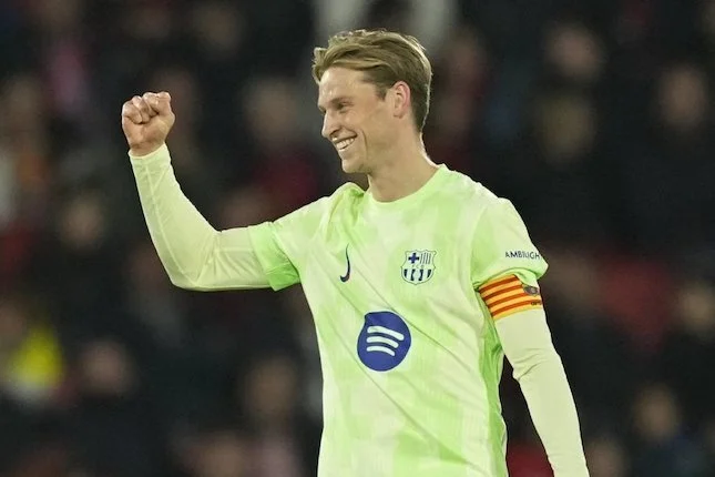 Barcelona Rencanakan Penjualan Frenkie de Jong dan Empat Rekan Utama di Musim Panas 2026