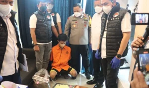 Bareskrim Polri Tangkap Pemilik Rekening Penampung Duit Narkoba Ko Erwin di Tasikmalaya