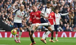 Bek Kiri Kelas Dunia Tahan di Jerman, Dampak Besar bagi Manchester United dan Pilihan Indonesia