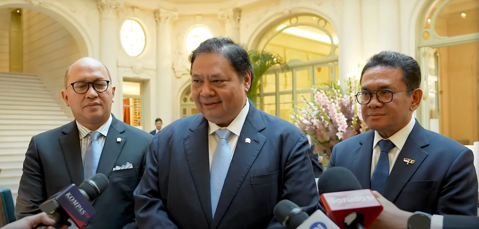 BMRI Melaju Kuat di Tengah Gejolak Pasar: Investor Asing Borong, Rupiah Stabil, dan Suku Bunga Tetap