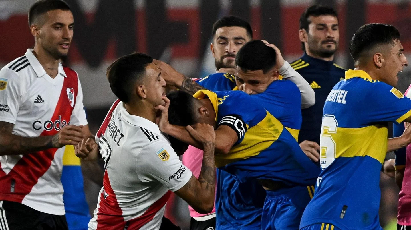 Boca Juniors Siap Gempur Barcelona SC dan Tetap Mengguncang Derby dengan River Plate