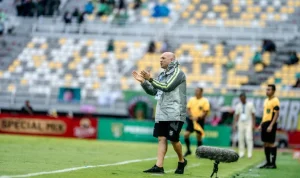 Bojan Hodak Bocorkan Strategi kepada Bernardo Tavares, Persebaya Surabaya Siap Runtuhkan Tembok Baja Arema FC