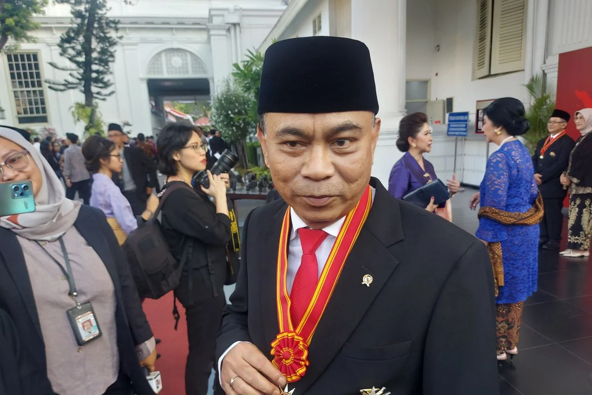 Budi Arie Tegaskan: Fitnah JK Biayai Ijazah Jokowi Tak Berdasar, Sementara KPK Dorong Batas Uang Tunai untuk Hentikan Politik Uang