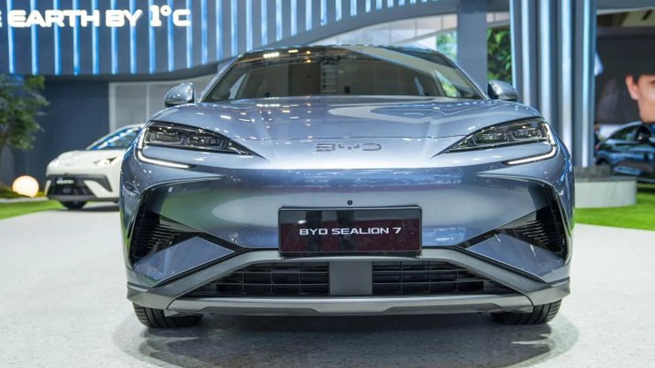 BYD Kuasai Pasar EV Indonesia: Penjualan 54.000 Unit, SUV Sealion 05 Super Cepat, dan Pabrik Subang Siap Produksi