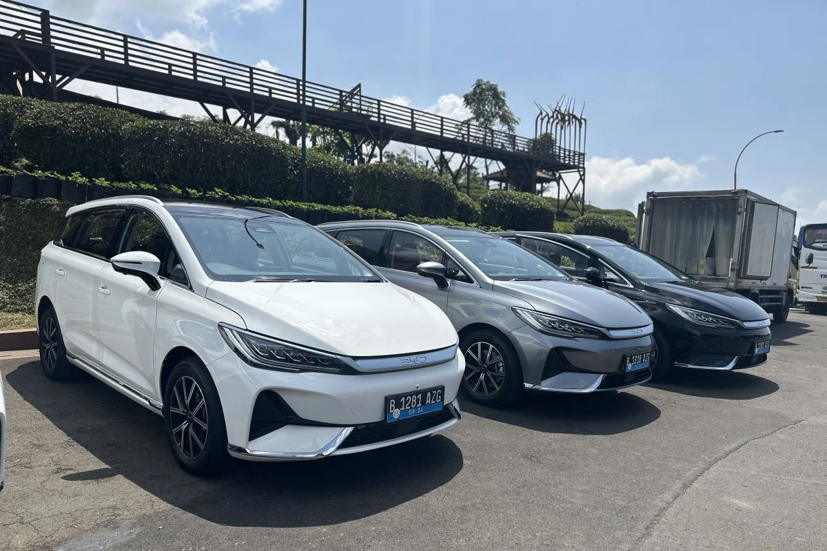 BYD M6: Mobil Listrik Keluarga 2026 Siap Mengubah Cara Berkendara dengan Pengisian 9 Menit