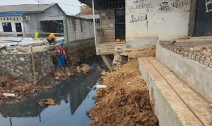 Cekcok Lahan di Tangsel: Keluarga Terisolasi Akibat Rumah Ditembok Anggota Ormas