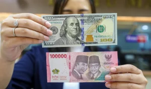 Dolar AS Kehilangan Safe Haven, Rupiah Merosot Rekor, dan Harga Minyak Meroket Pasca Pembukaan Selat Hormuz