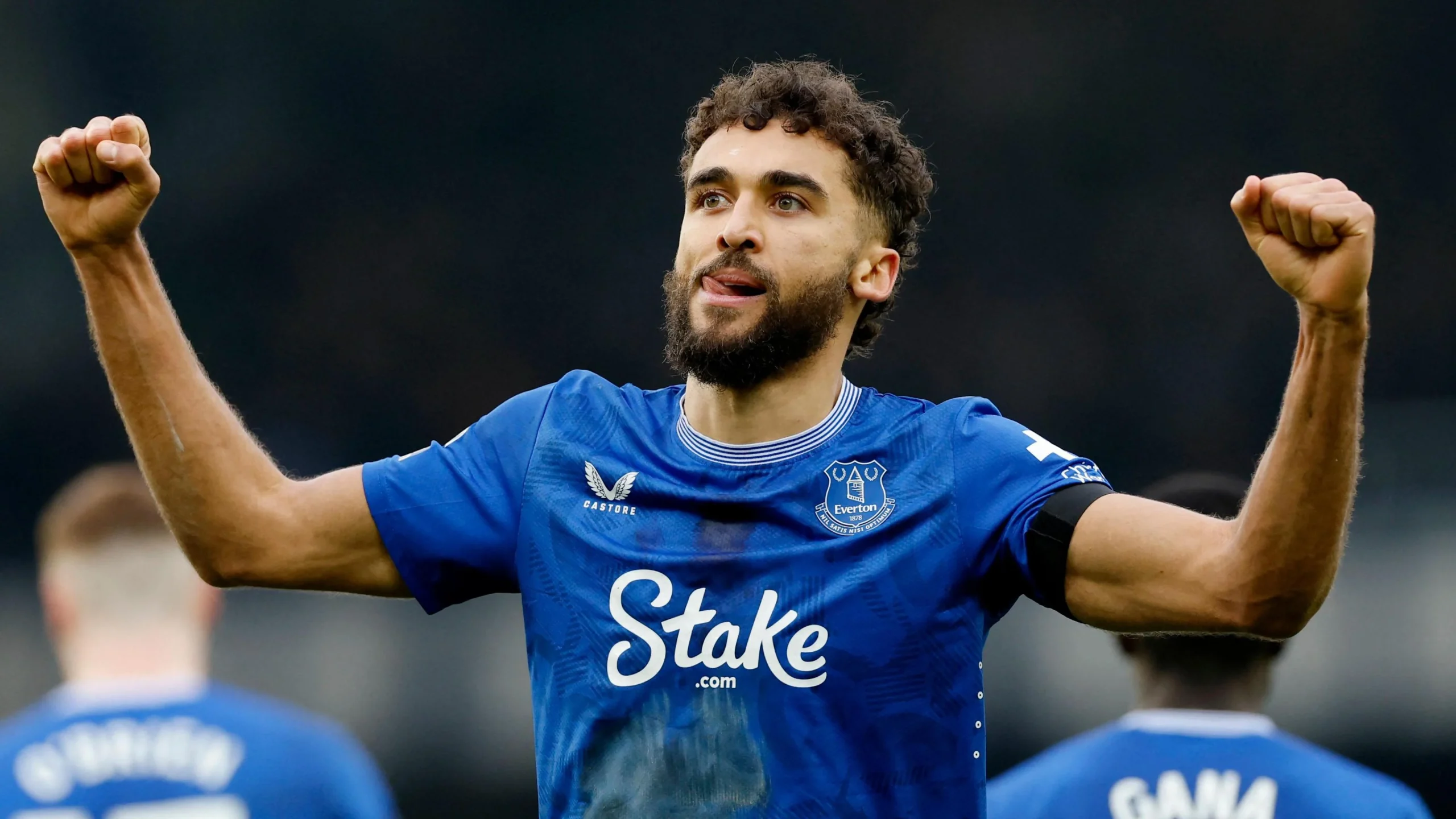 Dominic Calvert-Lewin Tegaskan Tak Ada Dendam Setelah Hair Pull Kontroversial Lisandro Martinez di Old Trafford
