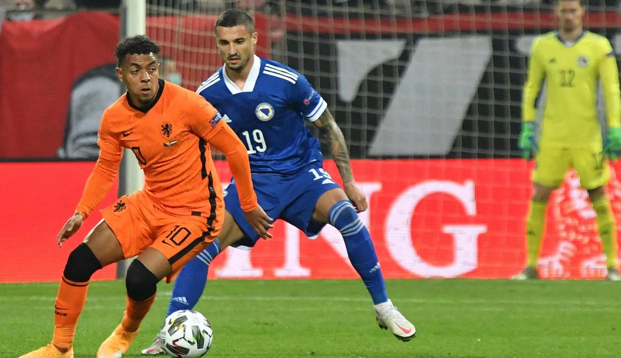 Donyell Malen Cetak Quintrick dan Hat‑Trick, Buktikan Kebangkitan Bintang Belanda di Eredivisie dan Serie A