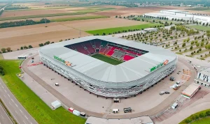 Drama Di Stadion WWK Arena: Augsburg vs Eintracht Frankfurt Berakhir Imbang 1-1, Ritsu Doan Jadi Penyelamat