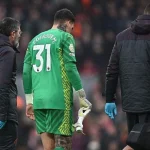 Drama Missil di Lapangan: Kiper Fenerbahçe Ederson Tumbuk Kamera Usai Cedera