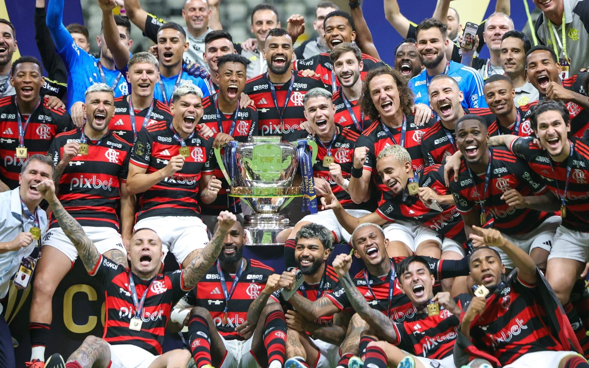 Flamengo vs Vitória: Kemenangan 2-1 Bawa Keunggulan di Copa do Brasil