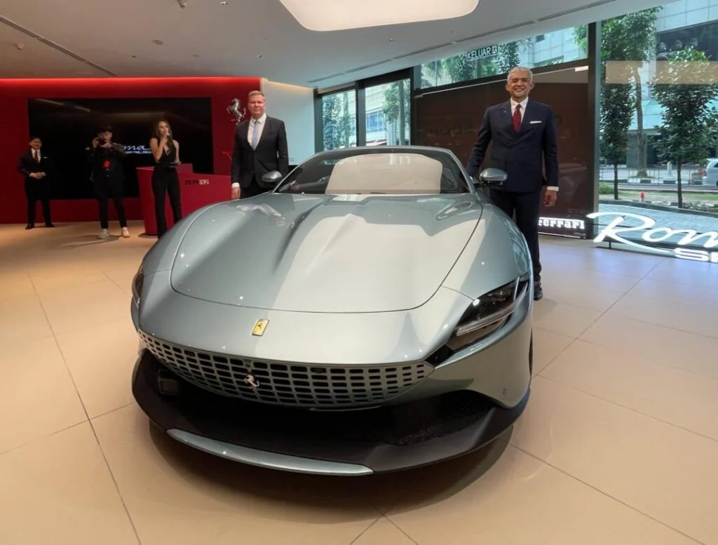 Guru Honorer Kuningan Kaget: Nama Dicatut Beli Ferrari Rp4,2 Miliar, Ditawari Rp5 Juta