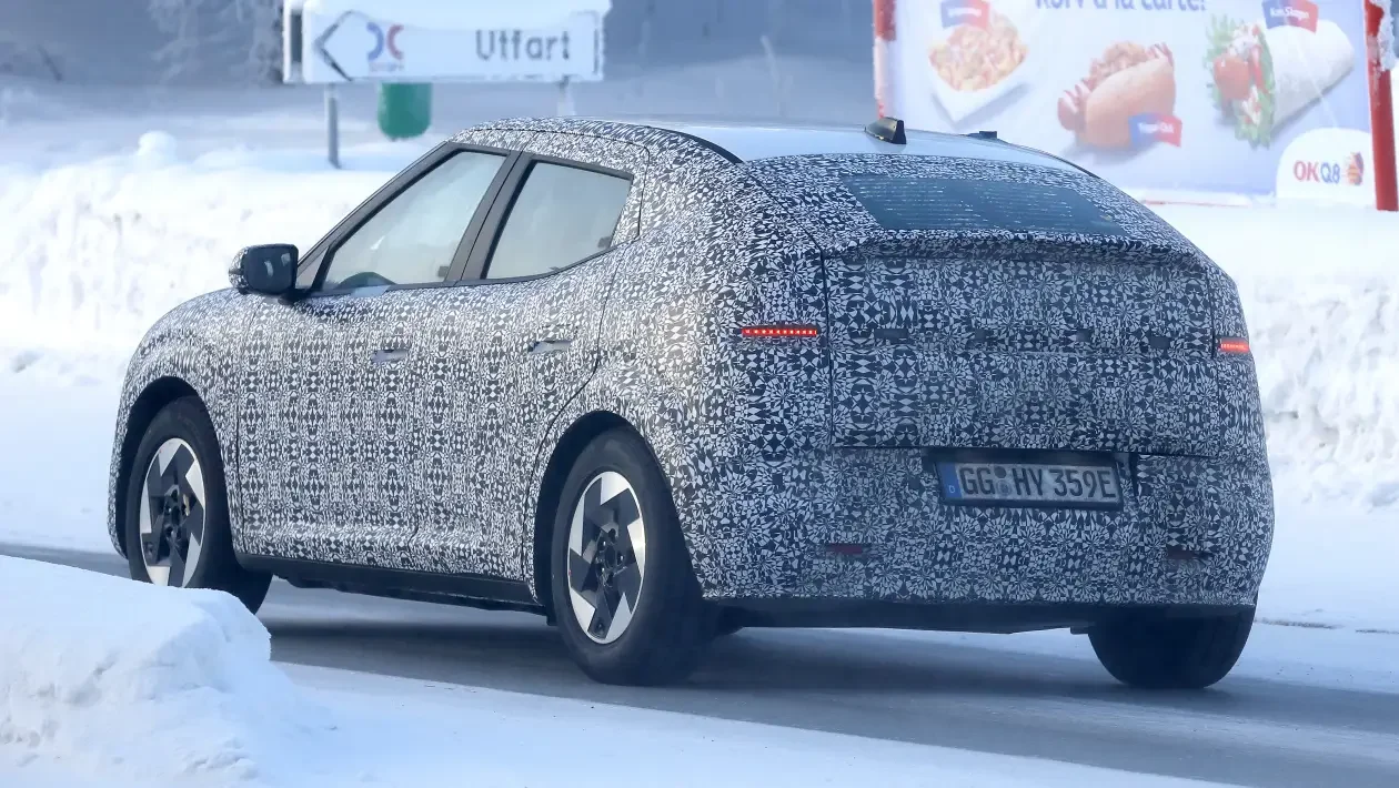 Hyundai Ioniq 3 Debut Dunia: Hatchback Listrik Kompak dengan Jarak Tempuh 496 km