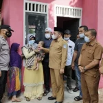 Janda Munarwati di Lhok Pawoh Bertahan di Rumah Plastik, Pemerintah Desakan Bantuan Layak Huni