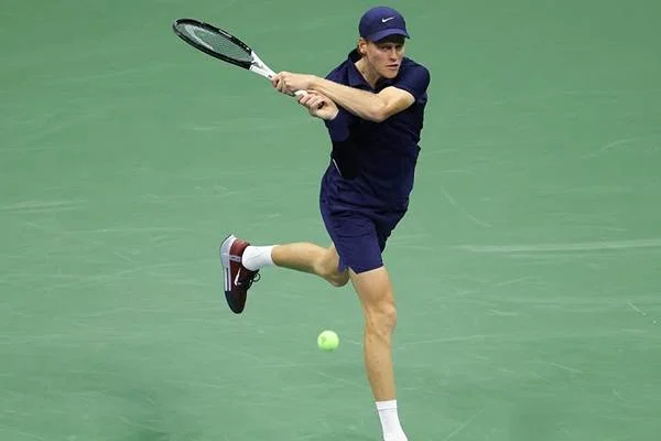 Jannik Sinner Cetak Rekor Baru: 21 Kemenangan Beruntun di Madrid, Tekad Menaklukkan ‘Big 4’