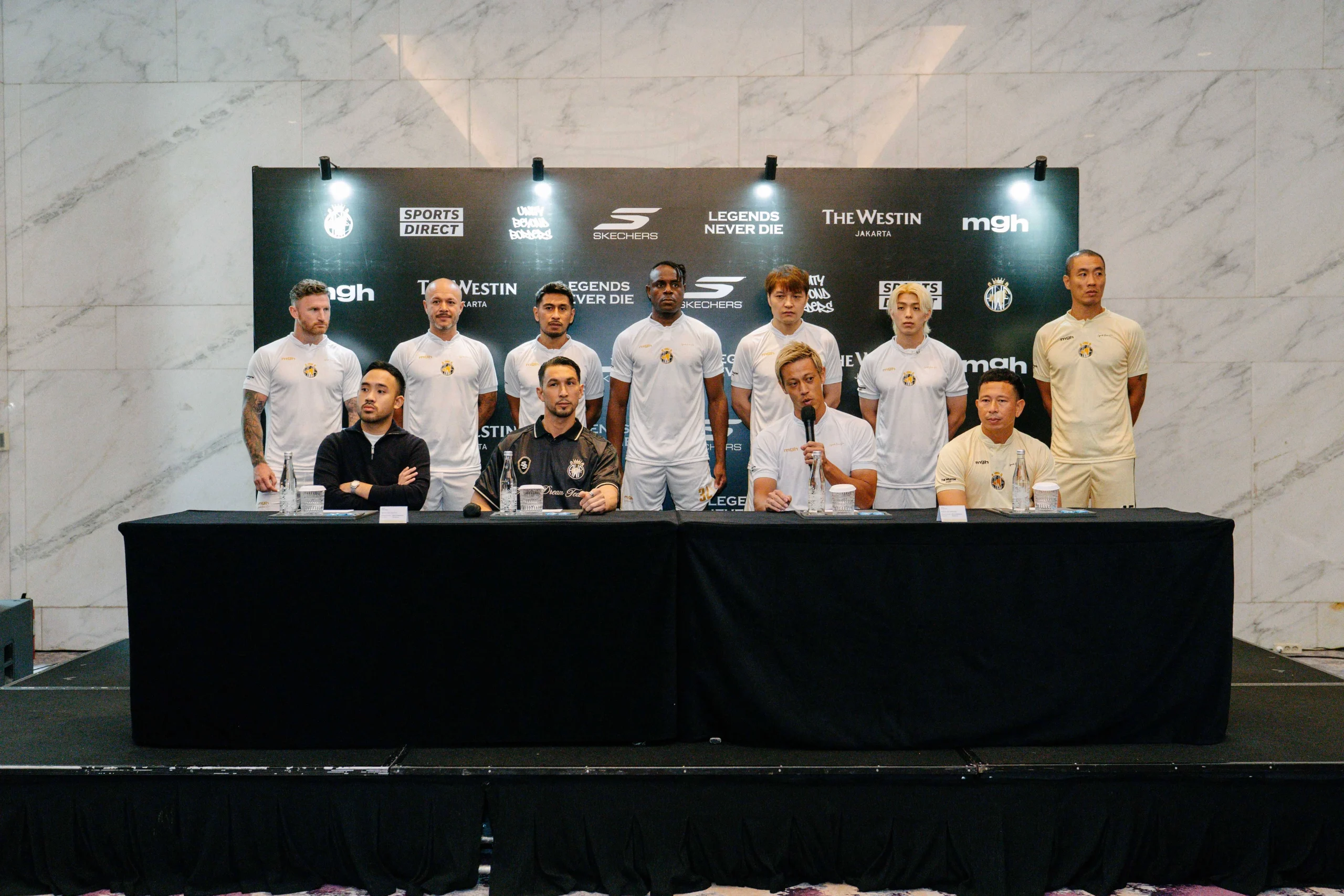 Keisuke Honda Resmi Bergabung FC Jurong, Target Rekor Dunia dan Gelar SPL di Usia 39 Tahun