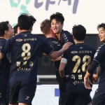 Kemenangan Dramatis Suwon FC 3-2 atas Busan I-Park, Pelatih Soroti Pertahanan
