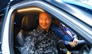 Ketertinggalan EV Honda di Pasar Global: CEO Mibe Akui Tantangan dari Pabrik Robotik Tiongkok