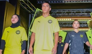 Kontroversi Jersey Nasional di Laga MC Alger Memicu Geger Global dan Pengaruh pada Tur Streaming iShowSpeed