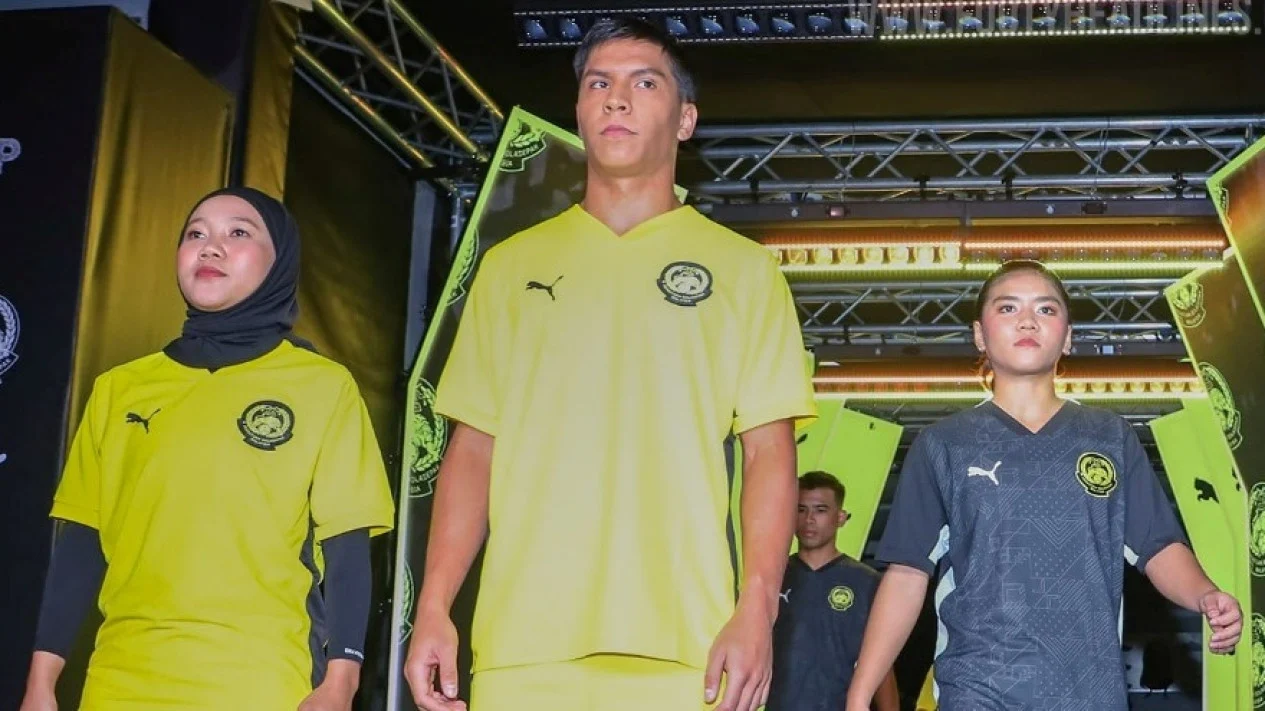 Kontroversi Jersey Nasional di Laga MC Alger Memicu Geger Global dan Pengaruh pada Tur Streaming iShowSpeed