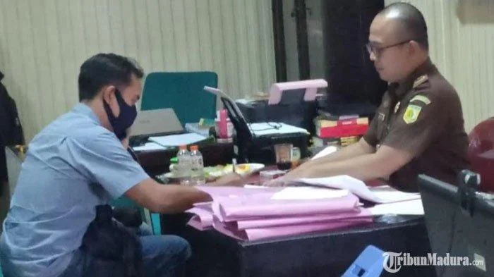 Korupsi Kredit Mikro BRI di Cabang Kaliasin Surabaya: Pegawai Ditangkap, Kerugian Rp2,9 Miliar