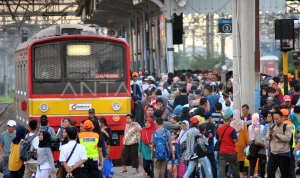 Lebaran 2026: Antisipasi Lonjakan Penumpang Commuter Line dan Libur Panjang Mei