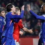 Liam Rosenior Desak Chelsea Bangkit di Tengah Tekanan Laga Penentu Lawan Manchester United