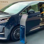 Mahkamah Agung Tolak Kasasi BYD, Denza Ganti Nama Jadi Danza dan Catat Penjualan MPV D9 Tertinggi 2026