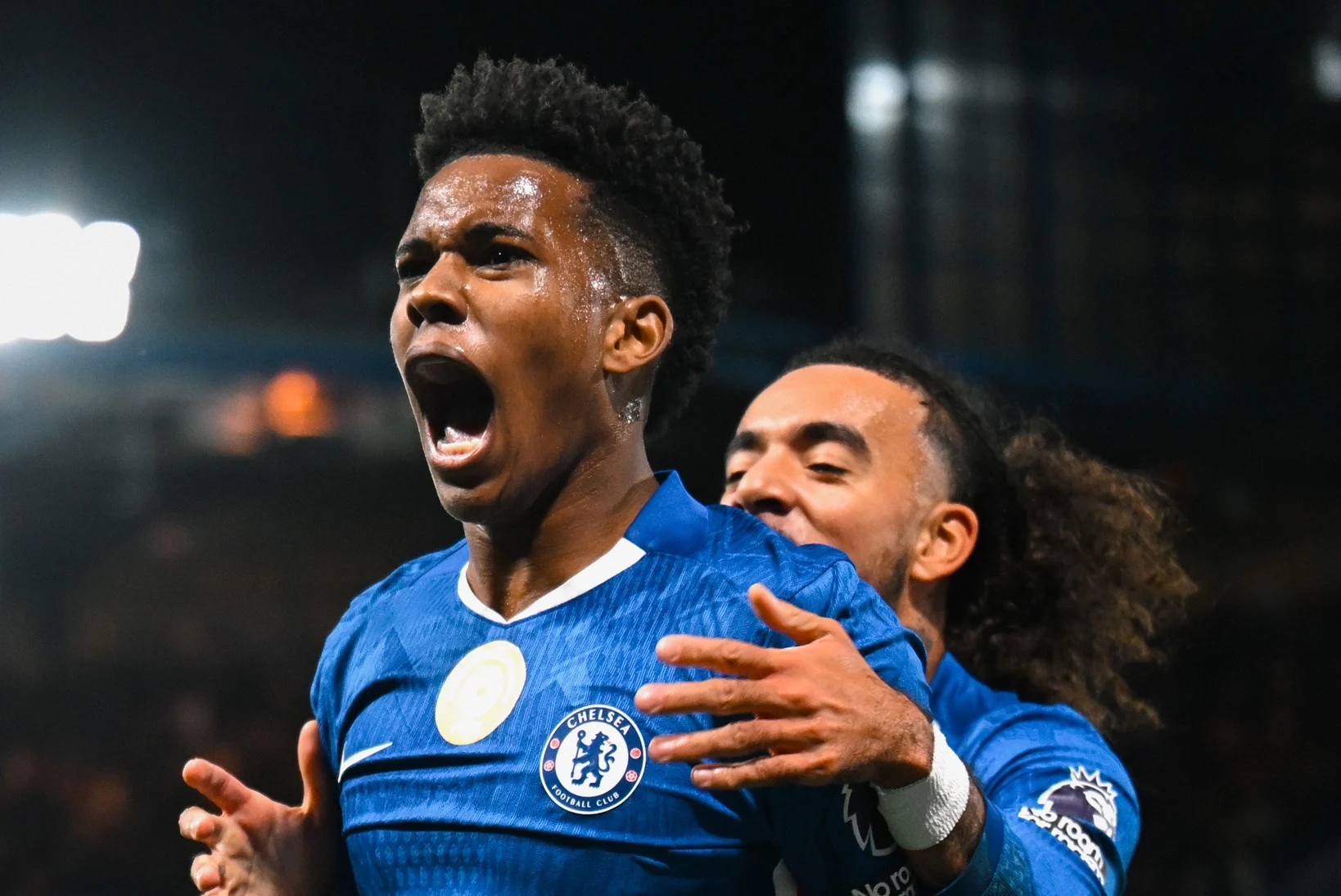 Manchester City Menundukkan Chelsea 3-0, Sorotan Tertuju pada Estêvão Willian di Laga Penentu Gelar