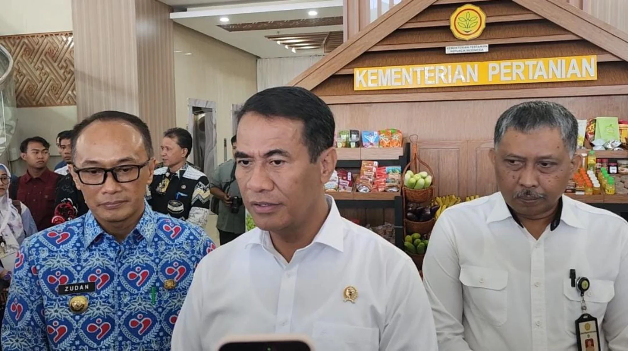 Mentan Andi Amran Sulaiman Dorong Substitusi Nafta dari CPO, Tekan Harga Plastik dan Pastikan Pasokan Nasional