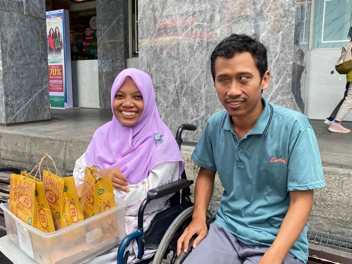 Pasangan Disabilitas Kudus Bangun Usaha Kue Rangi & Wingko Babat, Menginspirasi Ribuan Pembeli