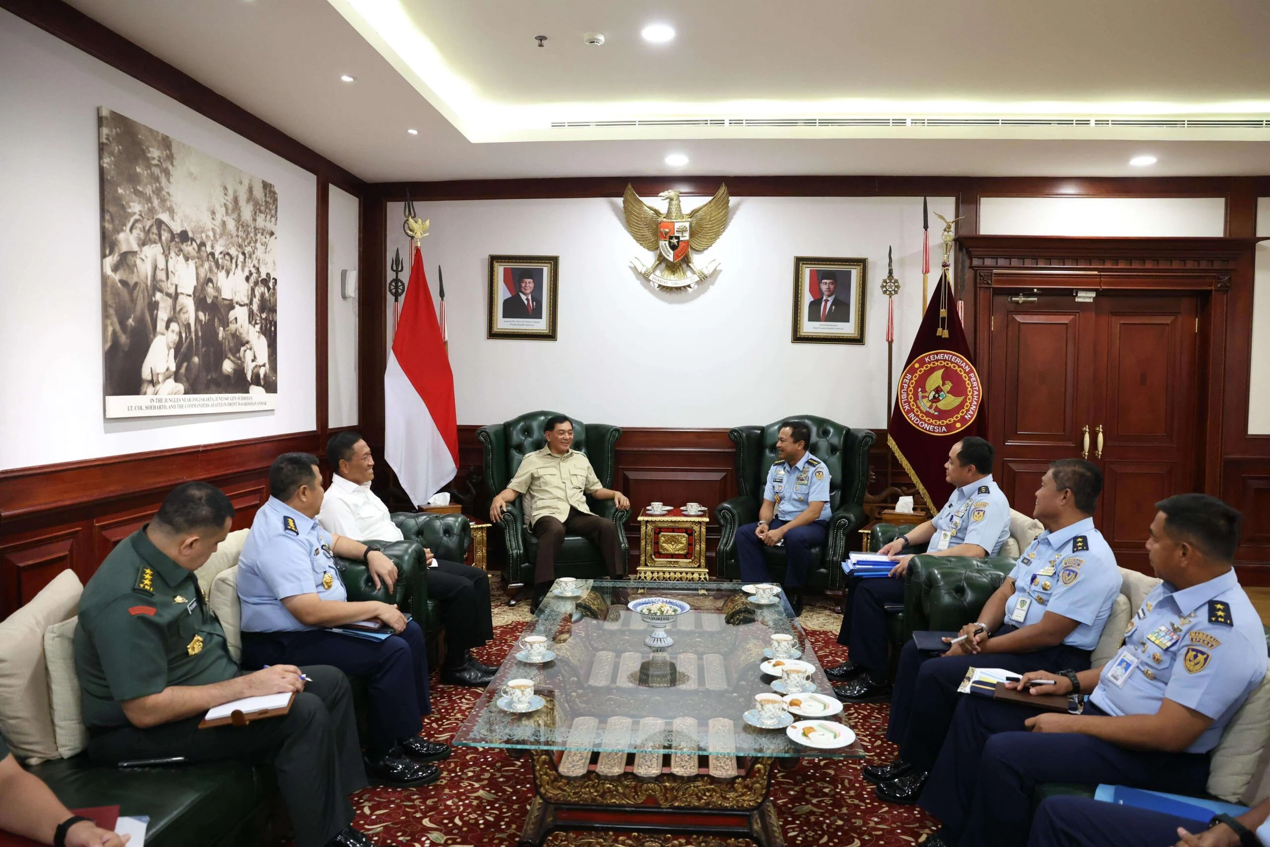 Pemecatan KSAU AS di Tengah Krisis Selat Hormuz: Perselisihan dengan Menhan Hegseth dan Gerakan Diplomasi China