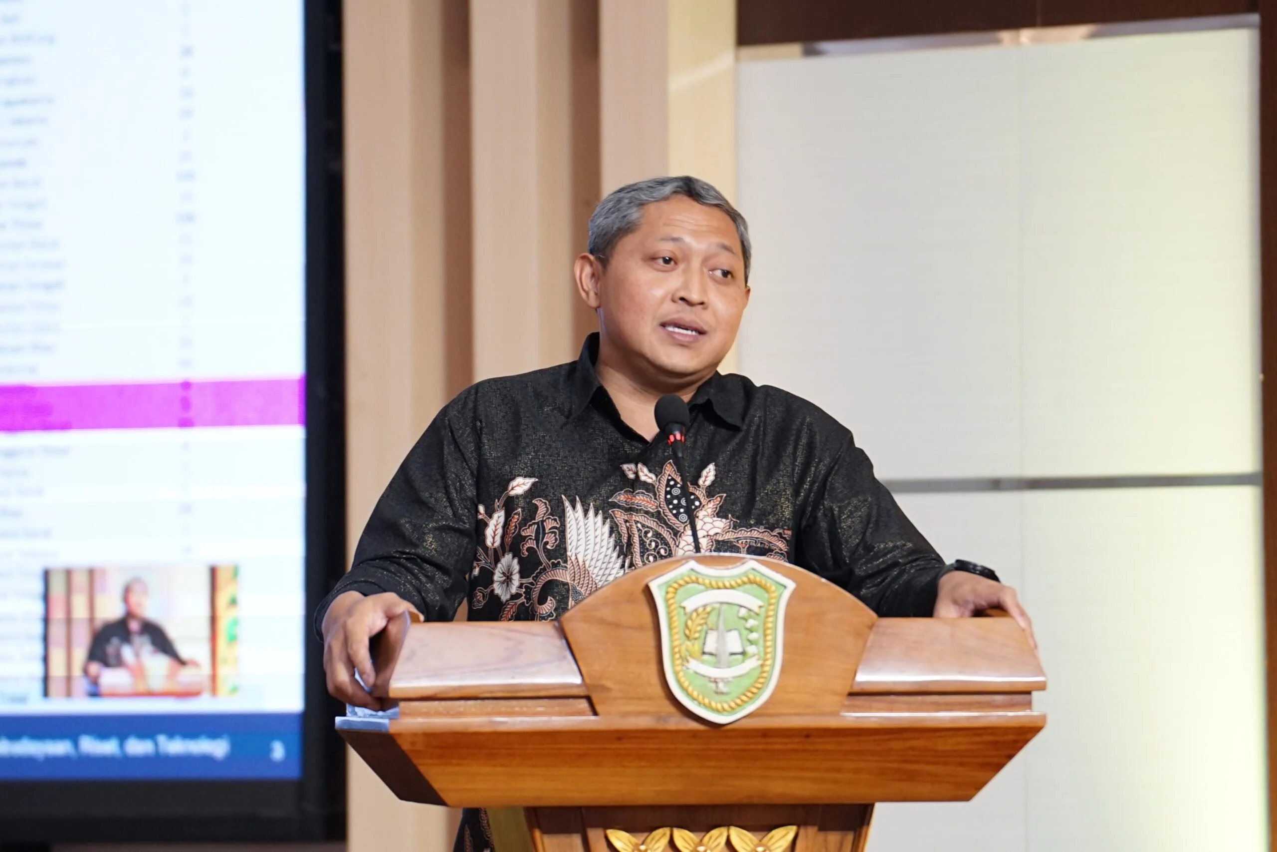 Penutupan Prodi: Kebijakan Kontroversial Kemdikbud Sains Tekan Pendidikan Tinggi