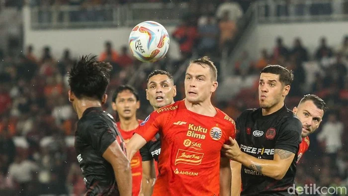 Persija Ditahan PSIM, Persis Solo Selamat dari Zona Degradasi: Poin Krusial di Pekan ke-29 Liga 1