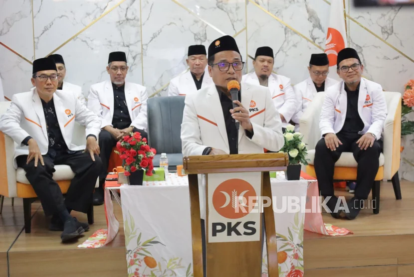 PKS ganti ketua DPRD DKI: Suhud Alynudin Gantikan Khoirudin, Alasan Rotasi Biasa Terkuak