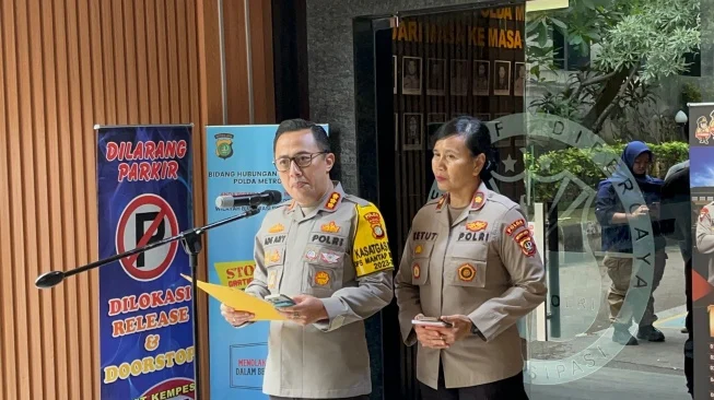 Polisi Metro Jaya Periksa Sopir Nissan Livina Terkait Insiden Pepetan dengan Dua Toyota Innova di Tol Pluit