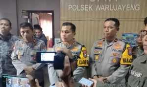 Polisi Ungkap Peran Pasutri Kediri dalam Curi Ponsel di Nganjuk: Modus dan Penangkapan