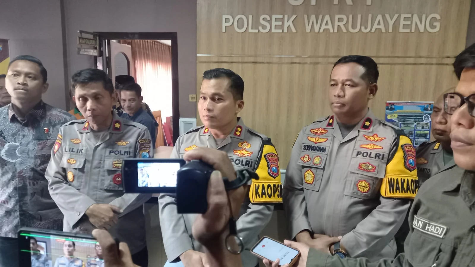 Polisi Ungkap Peran Pasutri Kediri dalam Curi Ponsel di Nganjuk: Modus dan Penangkapan