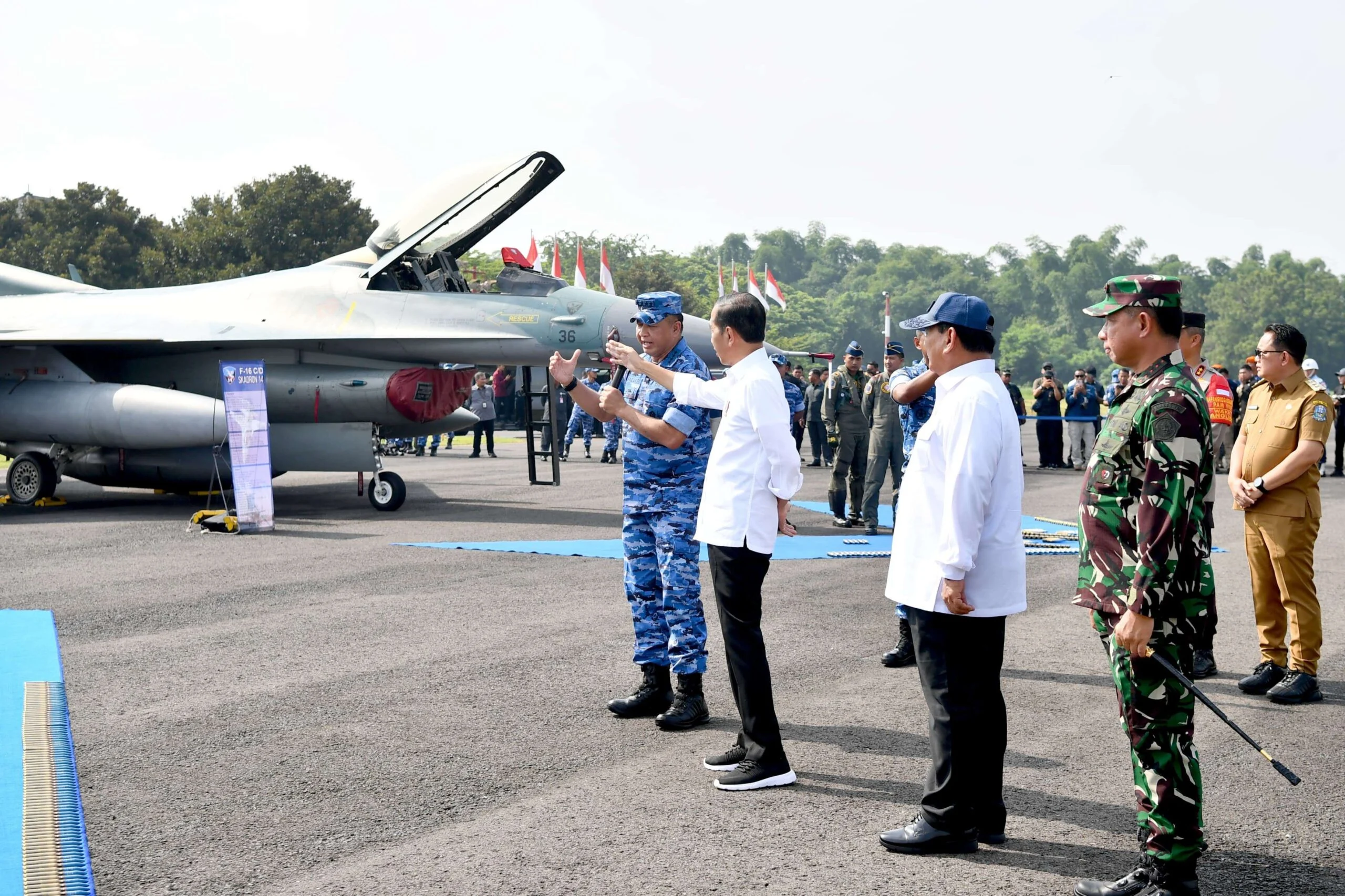 Presiden Prabowo Subianto Terbang ke Magelang Dapat Pengawalan Empat F-16 dan Dua T-50 pada HUT ke-80 TNI AU