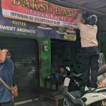 Puluhan Spanduk Tolak Warung Non-Halal di Parangjoro, Sukoharjo: Warga & Jemaah Masjid Bersatu Sampaikan Aspirasi