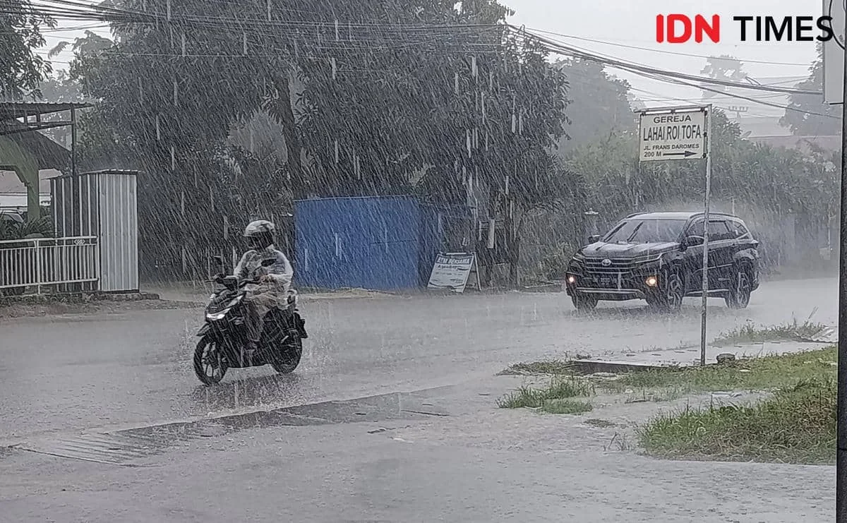 Ramalan Cuaca Nasional 11 April 2026: Hujan Lebat, Petir Mengancam, dan Suhu Ekstrem di Beberapa Wilayah