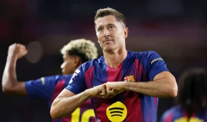 Robert Lewandowski Siap Tinggalkan Barcelona: Juventus dan AC Milan Berlomba Memikat Striker Veteran