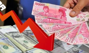 Rupiah Melemah Usai S&P Beri Outlook Negatif pada Obligasi Pemerintah: Dampak Fiskal dan Pasar Global