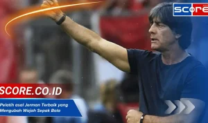 Senny Mayulu: Pelatih Muda yang Mengubah Wajah Sepak Bola Indonesia dengan Taktik Revolusioner