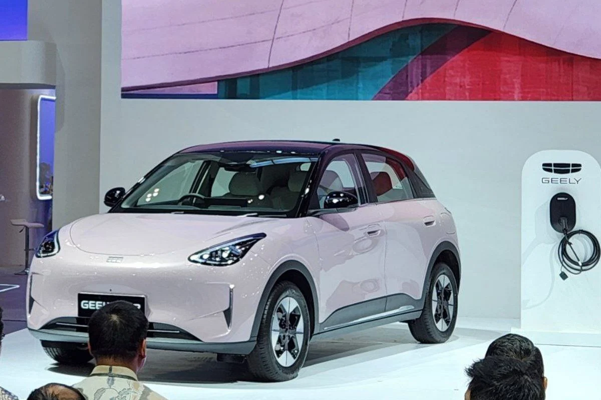 Simulasi PKB Geely EX2 Potong 50% di Jakarta: Apa Dampaknya bagi Pembeli Mobil Listrik?